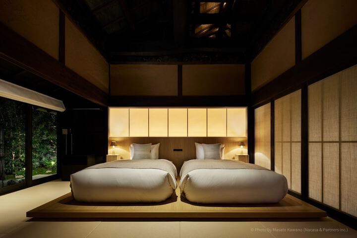 Room 10 of 65