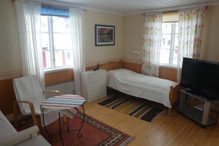 Room 10 of 73