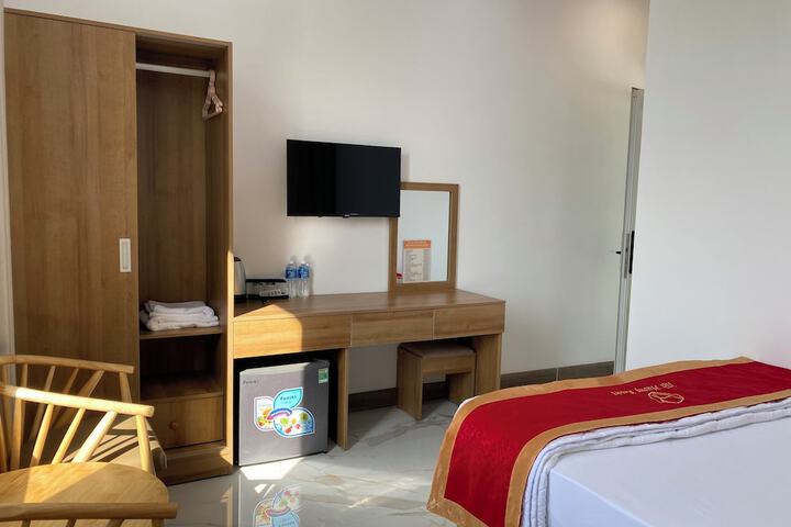 Room 3 of 46