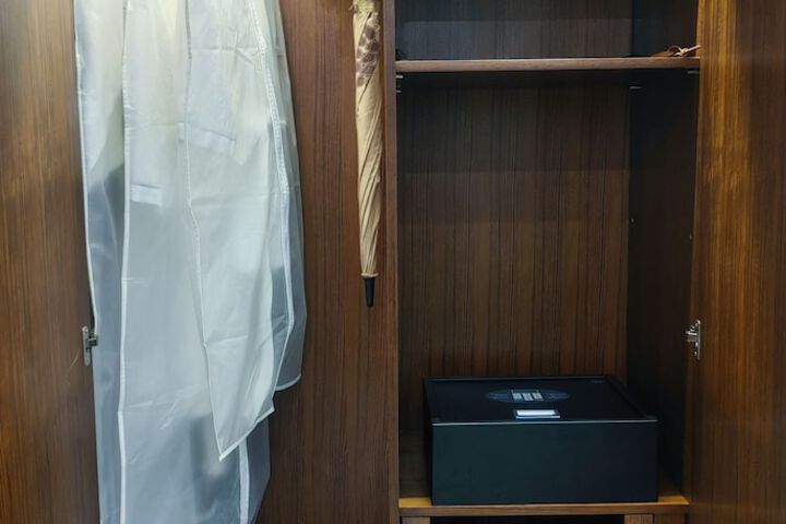 Room 17 of 101