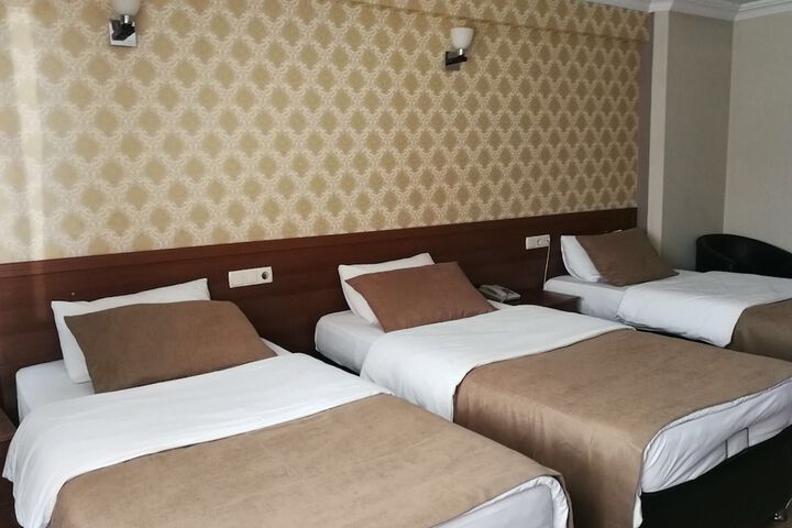 Room 6 of 39