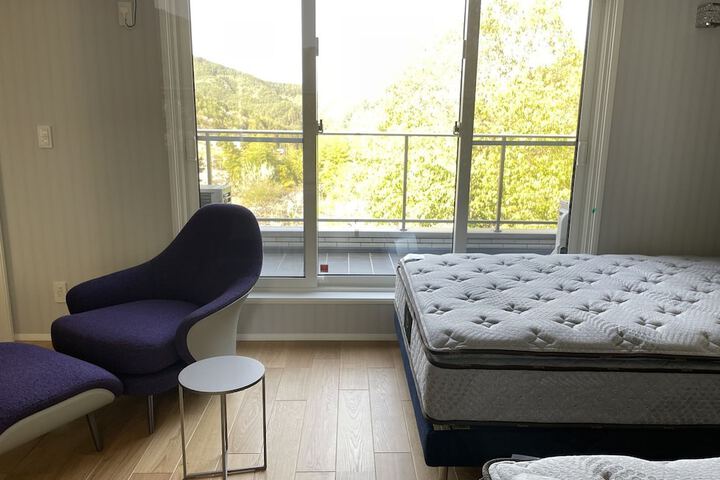Room 2 of 48