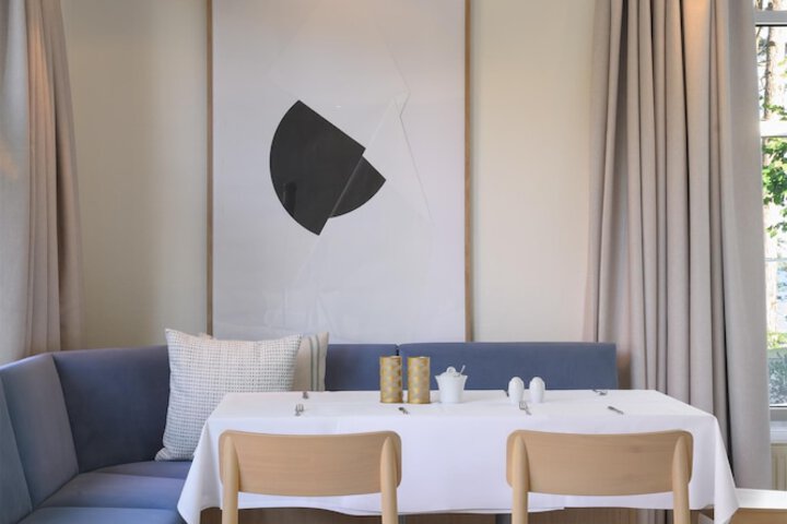 Dining 111 of 170
