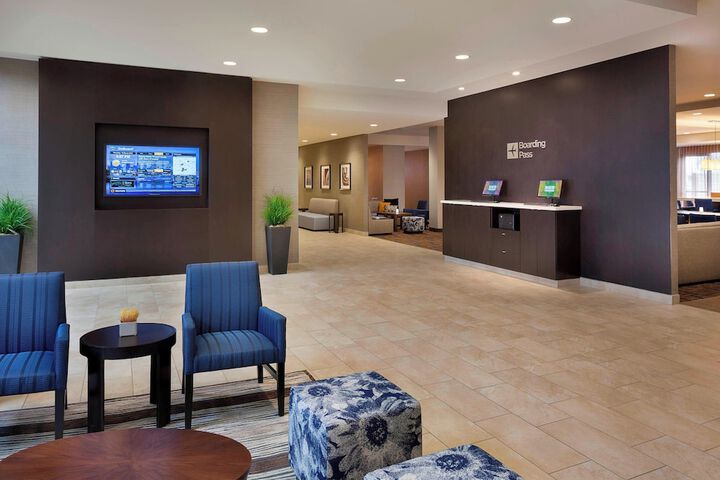 Guest Lobby