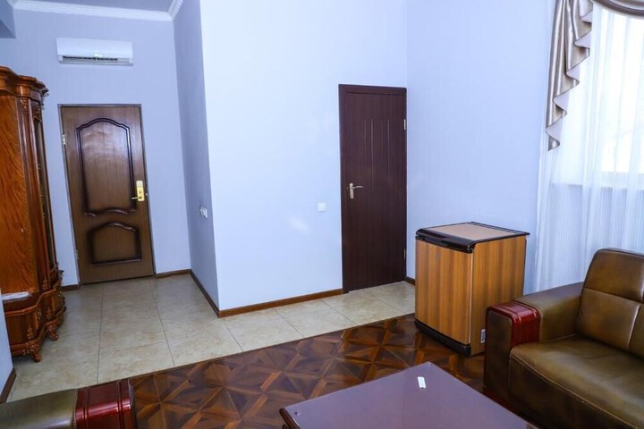Room 49 of 123