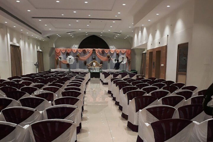 Ballroom/Hall 30 of 35