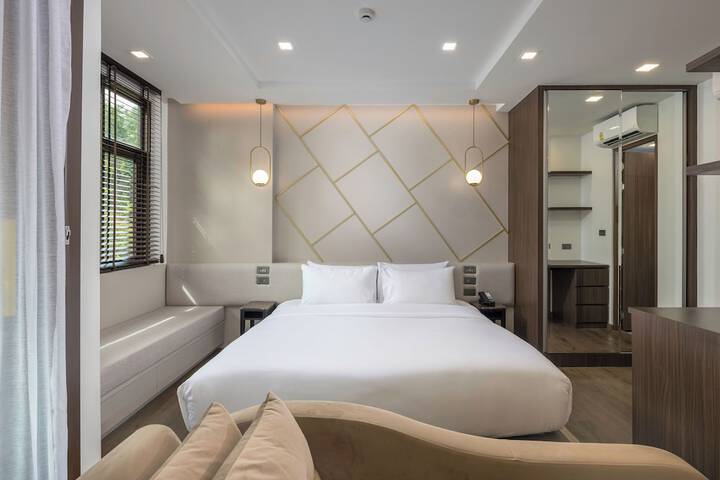 Room 21 of 151