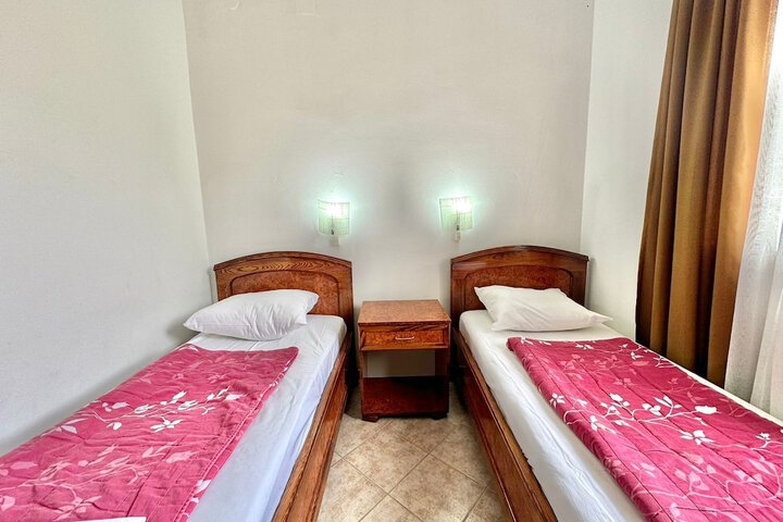 Room 45 of 85