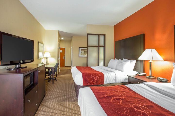 1 King Bed Suite (11 of 11)