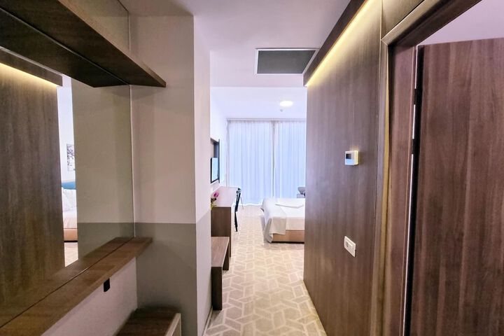 Room 20 of 51