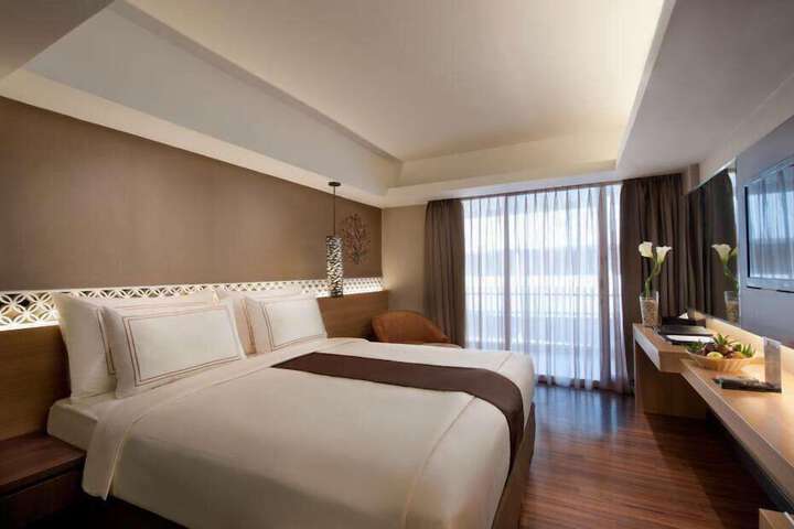 Room 26 of 65