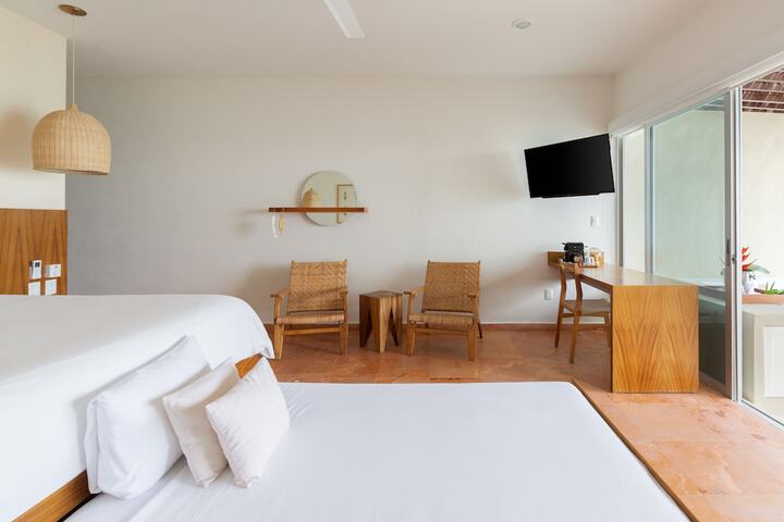 Room 42 of 95