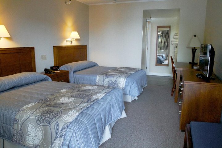 Room 15 of 28