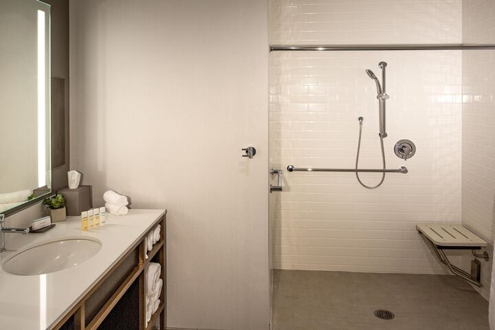 Bathroom shower