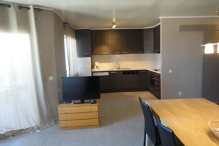 Room 7 of 14