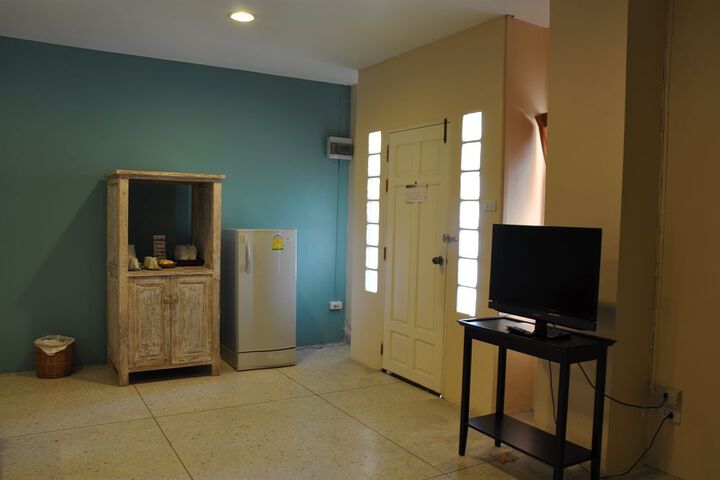 Photo 4