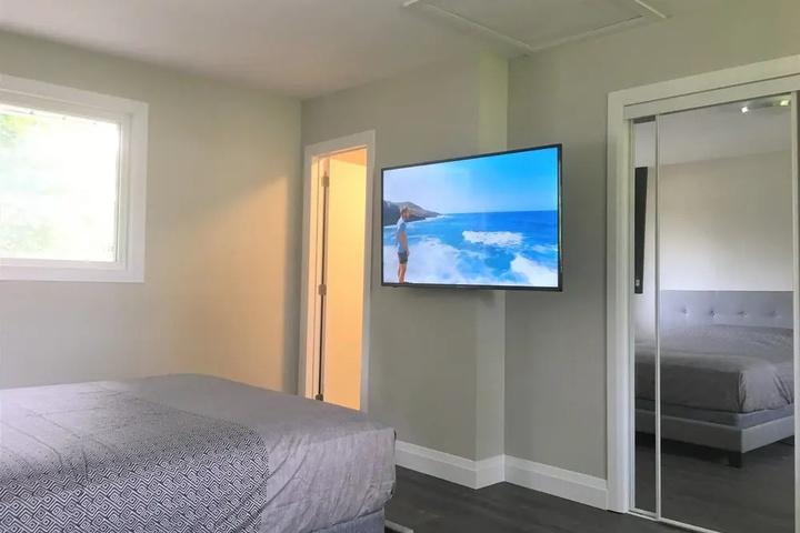 Room 2 of 22