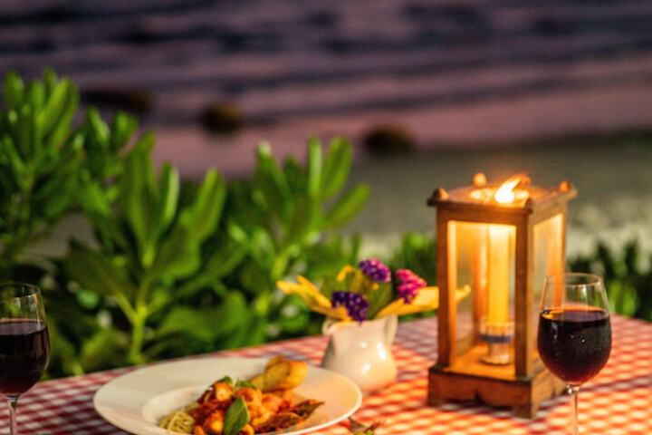 Dining Photos
