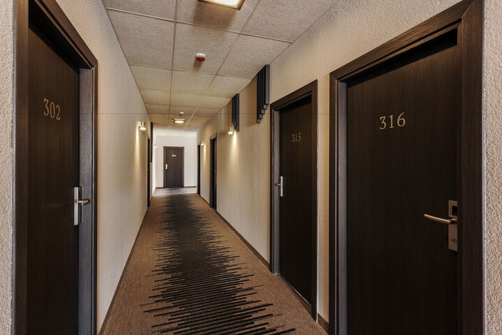 Ballroom/Hall 52 of 58