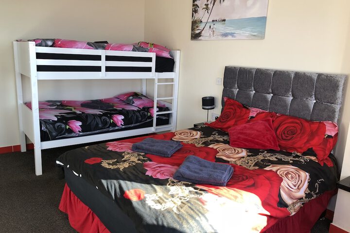 Room 9 of 31