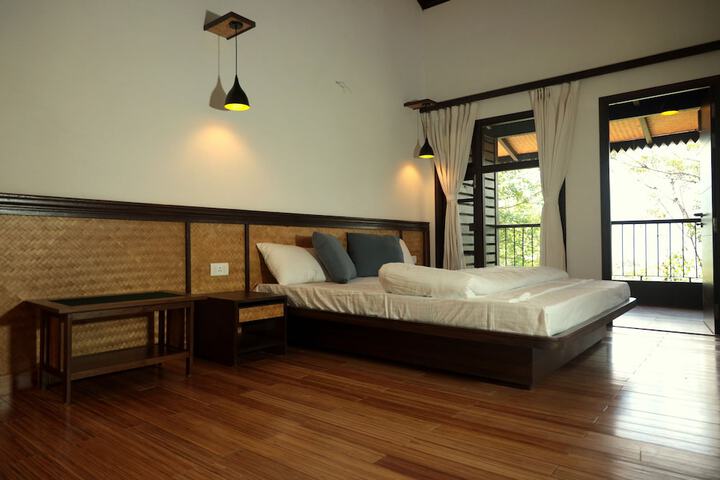 Room 4 of 21