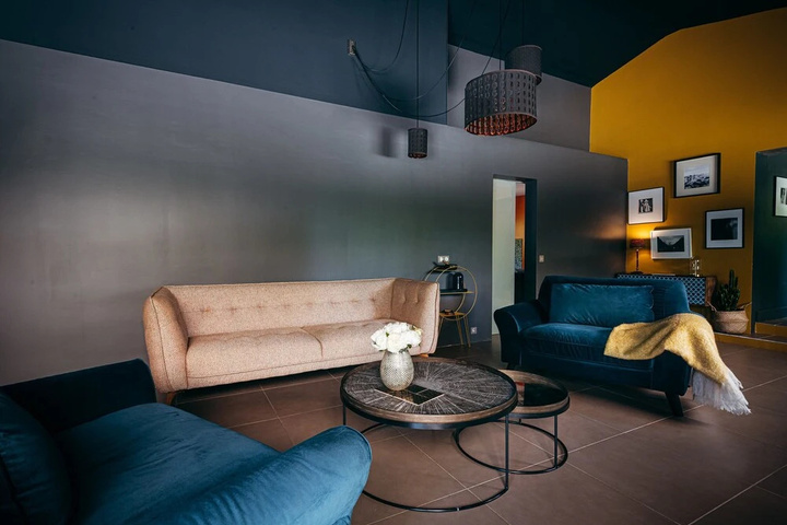 Room 3 of 6