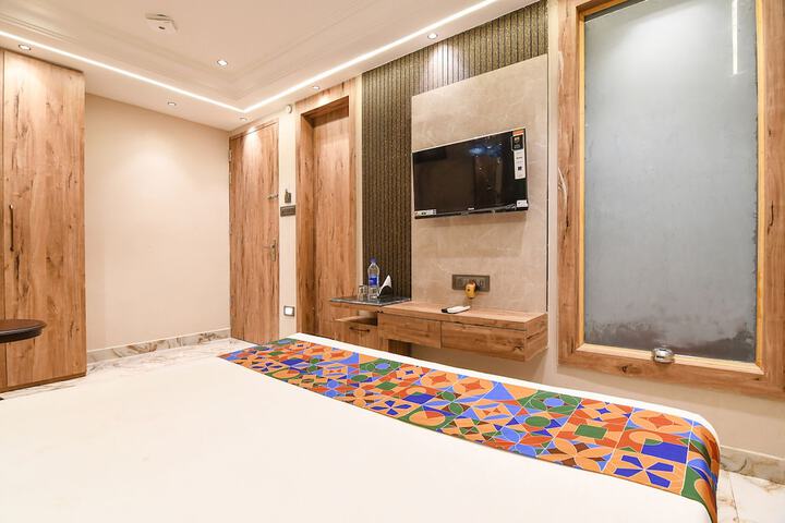 Room 17 of 43