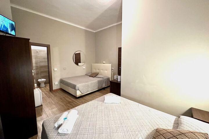 Room 7 of 24