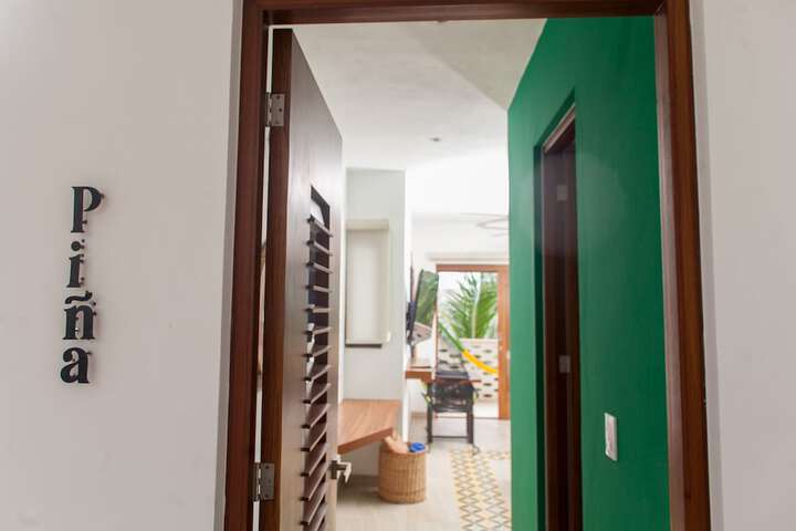 Ballroom/Hall 78 of 111