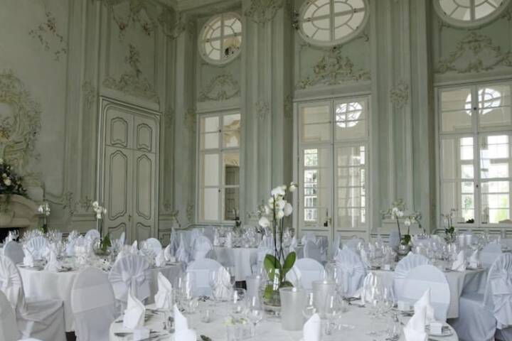 Ballroom/Hall 45 of 60
