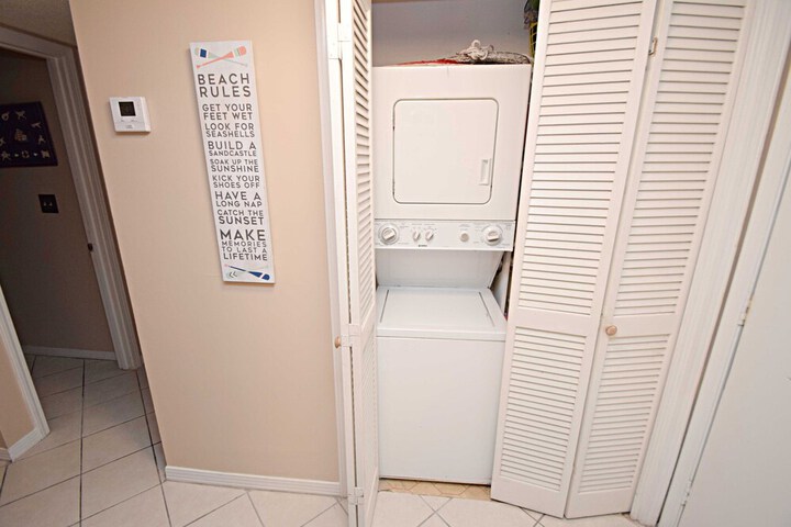 Laundry 15 of 40