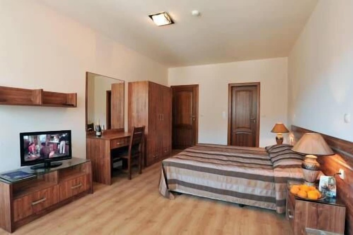 Room 14 of 46