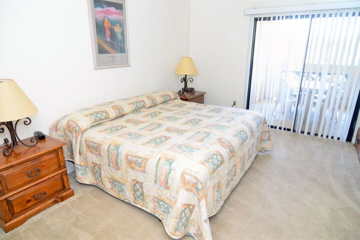 Room 4 of 20