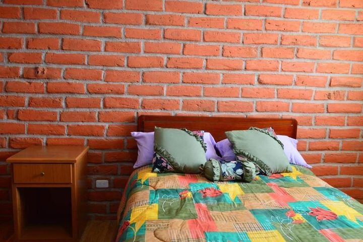 Room 2 of 17