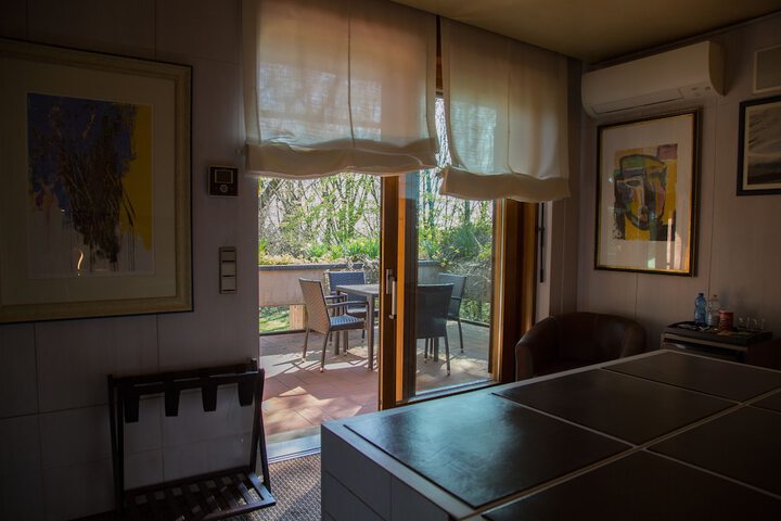 Room 8 of 45