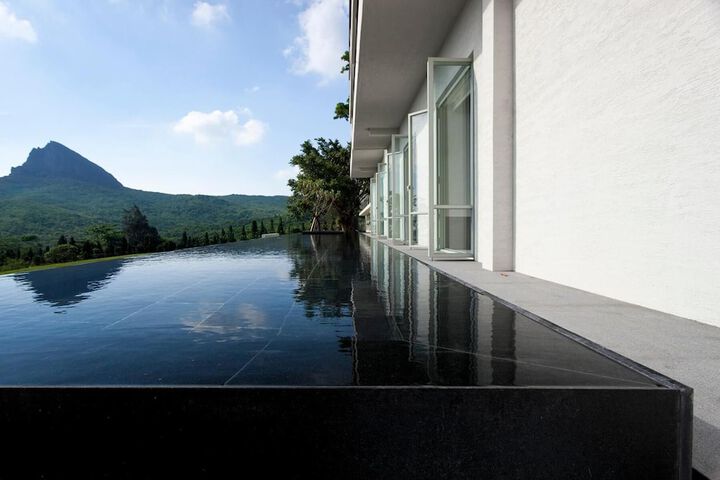 Pool 42 of 87