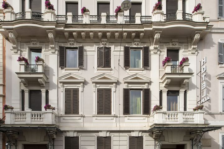 Hotel 80 of 82