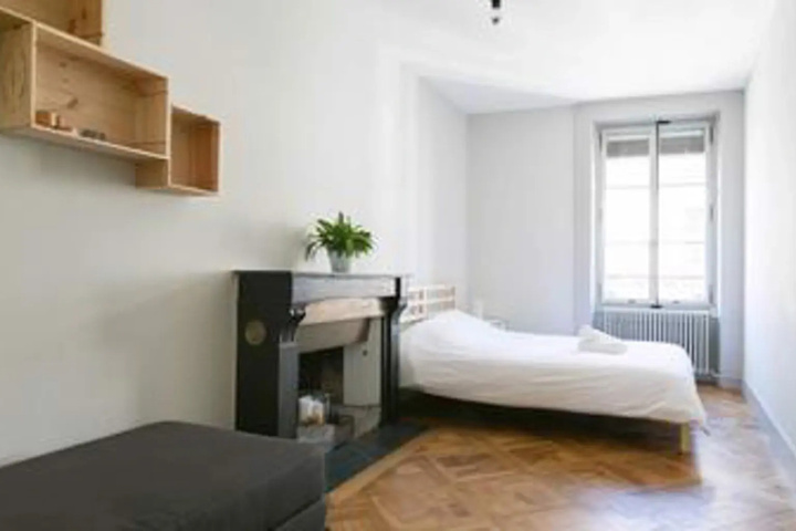 Domino no. 43 - 2BR Flat in City Center