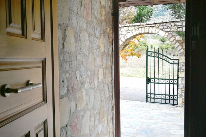Hotel 7 of 8