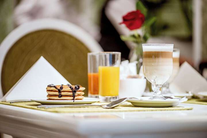 Breakfast/Coffee Service 145 of 169