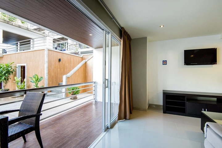 Terrace/Patio 6 of 18