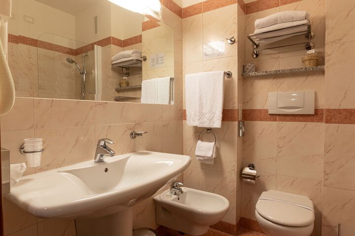 Clean Restrooms
