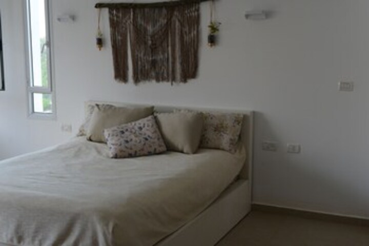 Room 15 of 21