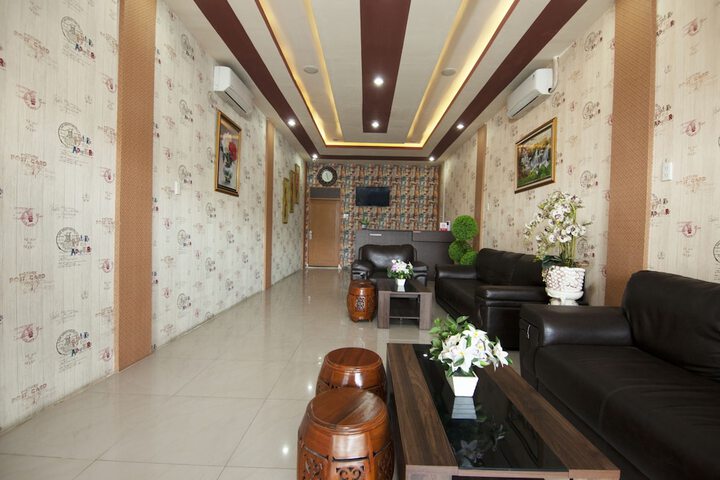 Hotel Interior 8 of 32