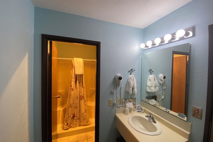 Room 81 of 106