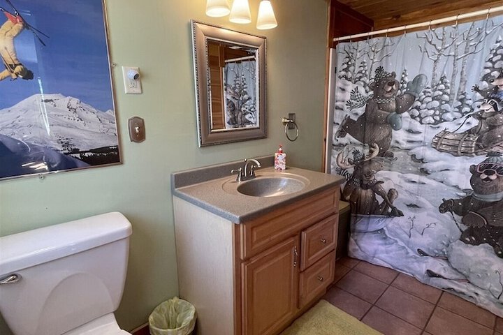Room 10 of 24