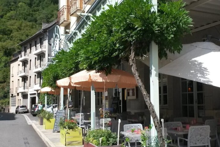 Hôtel Aux Armes dEstaing