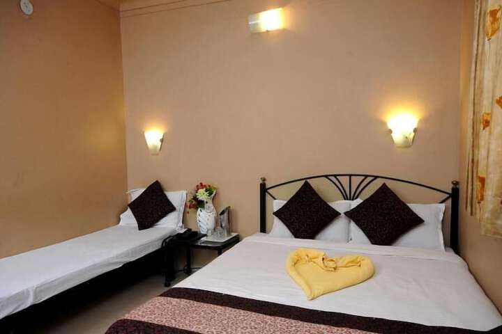 Room 15 of 49
