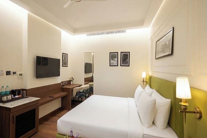 Room 7 of 67