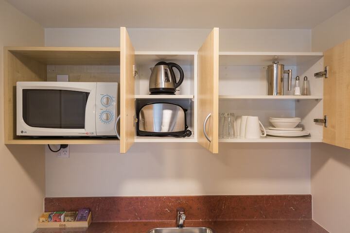 Private kitchenette